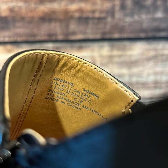 Calvin Klein bootie heels - Picture 7 of 11